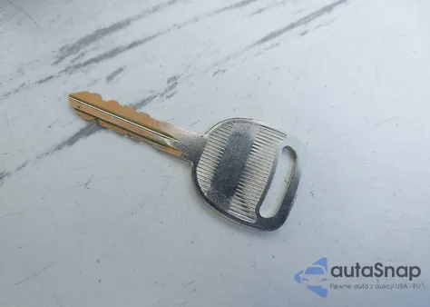 2002 Chevrolet Silverado 1500 Ls из США, поврежденный, VIN 2GCEC19V921141075